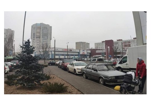 Крупнейшая школа подготовки барберов B-school