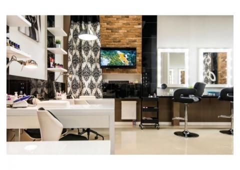 Действующий салон красоты в ТЦ GreenCity