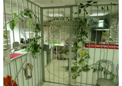Предприятие с двумя мастерскими бытовых услуг в центре Минска