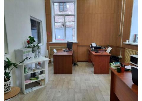 Компания по производству бумажных стаканов